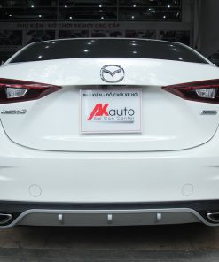 ĐỘ LIP ỐP CHIA PÔ CẢN SAU XE MAZDA 3